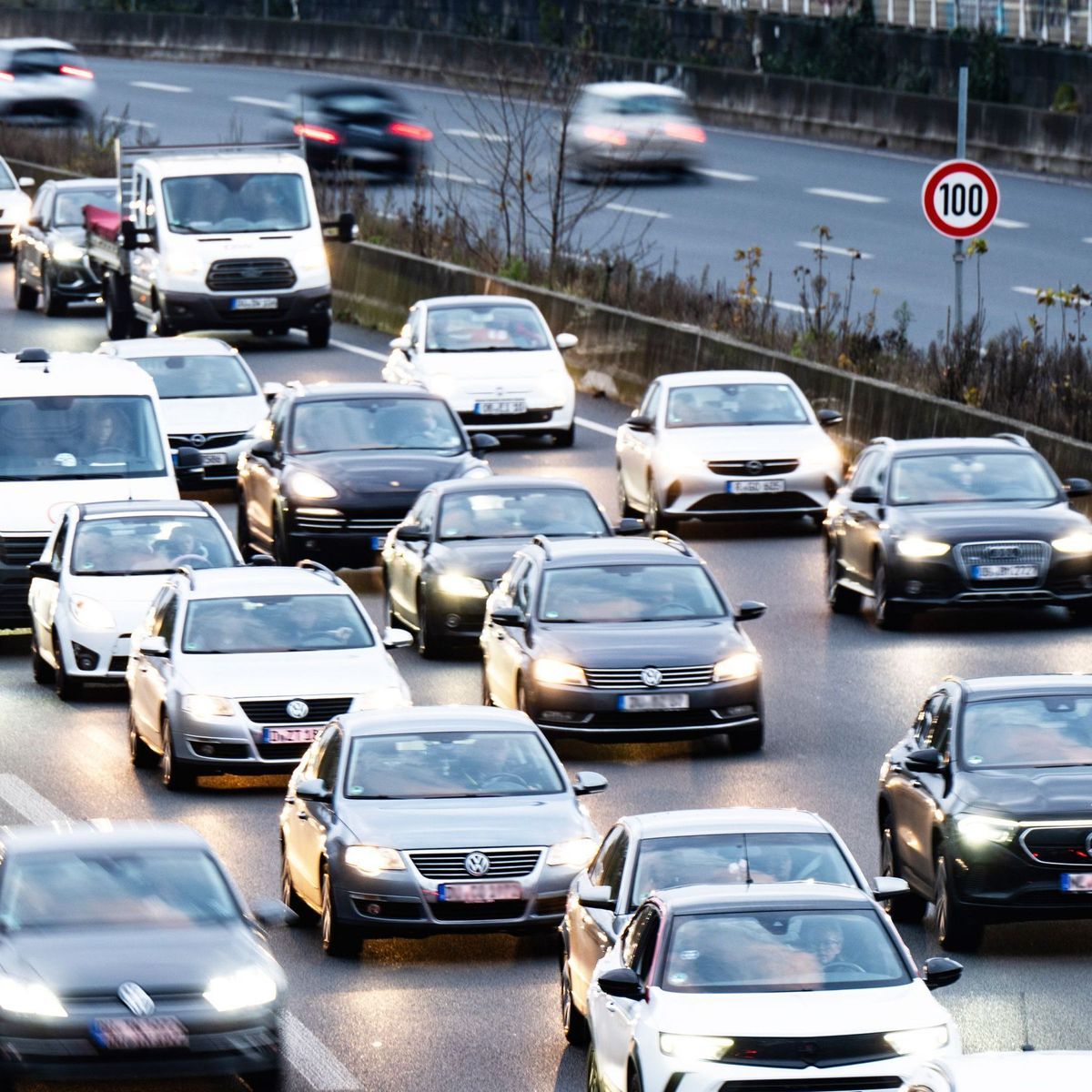 Reifen, Tanken, Versicherung: Diese Änderungen gelten für Autofahrer 2024