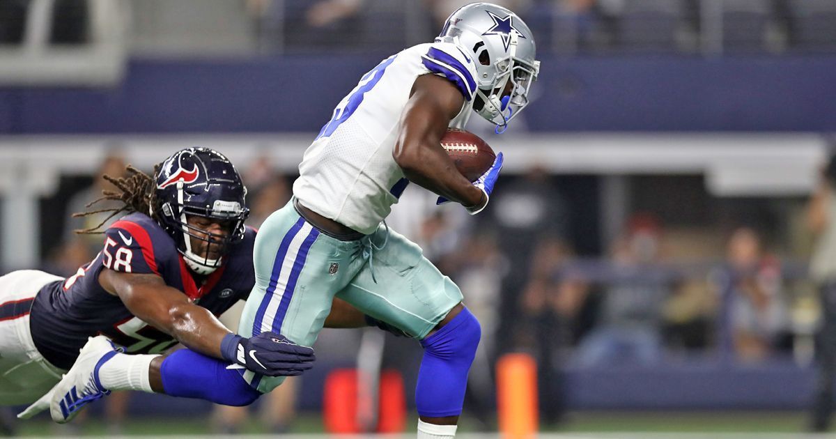 
                <strong>WR: Michael Gallup (vs. New York Jets)</strong><br>
                Michael Gallup kam verletzungsbedingt in dieser Saison erst in drei Spielen zum Einsatz. Seine schlechteste Bilanz dabei: 68 Yards. Gar nicht mal so schlecht. Gerade gegen das anfällige Backfield der New York Jets (260 zugelassene Passing-Yards pro Partie) dürfte der schnelle Wide Receiver der Dallas Cowboys das ein oder andere Mal durchbrechen und für ein Big-Play sorgen.
              