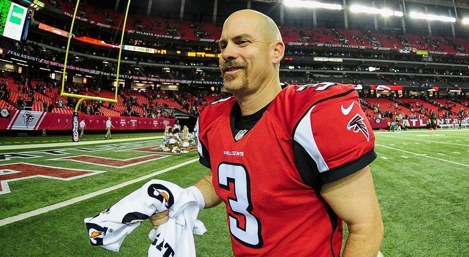 
                <strong>Atlanta Falcons - Matt Bryant (Kicker)</strong><br>
                Im Draft 1999 wurde Bryant von keinem NFL-Team ausgewählt. Über Stationen in der Arena Football League und der NFL Europe verdiente sich Bryant in den darauffolgenden Jahren seinen Lebensunterhalt. Seit 2002 ist er in der NFL aktiv. 2009 wechselte er zu den Falcons. In dieser Spielzeit verwandelte Bryant 34 von 37 Field Goals und 56 von 57 Extrapunkten.
              