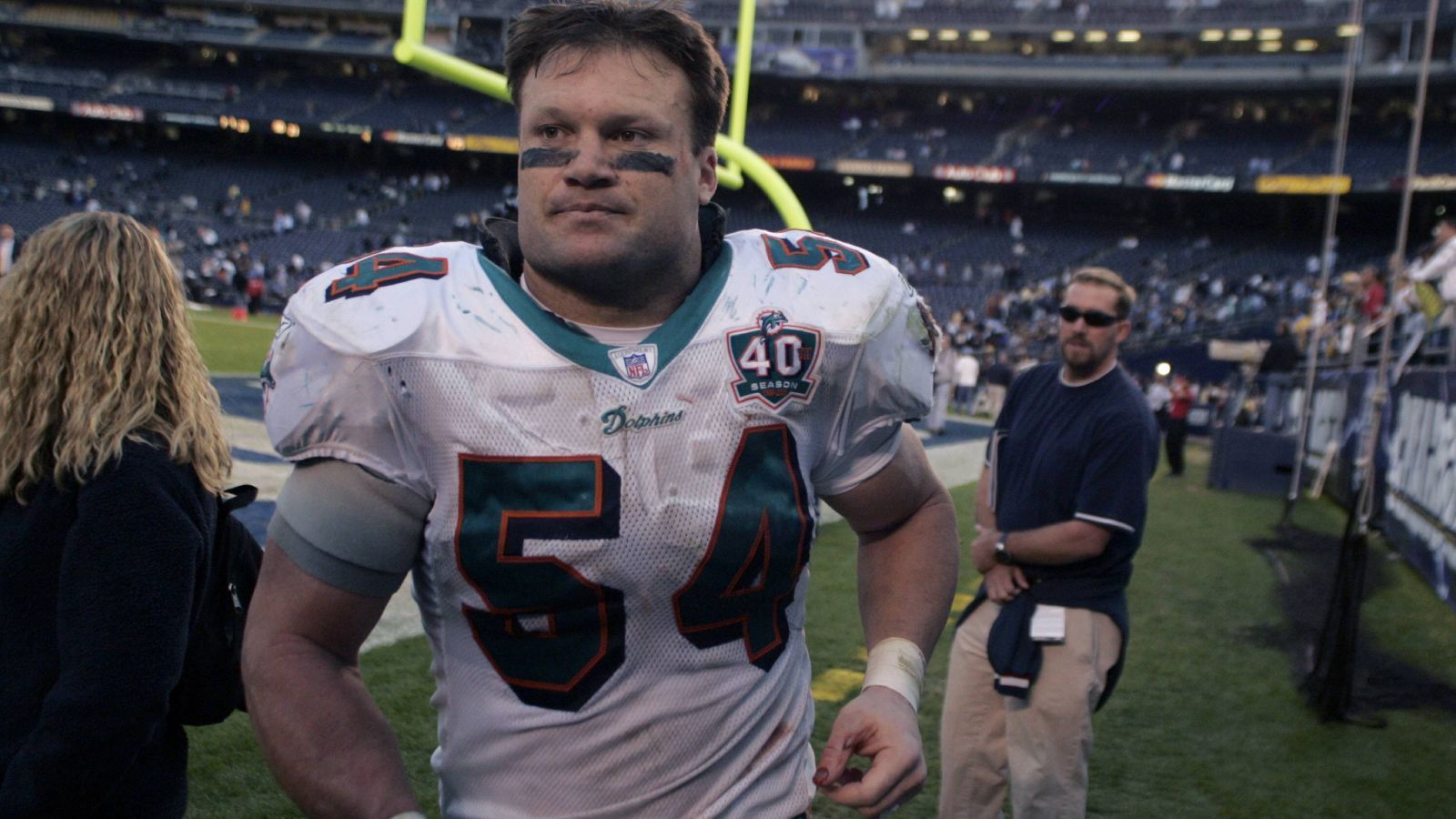 
                <strong>Zach Thomas</strong><br>
                &#x2022; Position: Linebacker<br>&#x2022; In der NFL: 1996 - 2008<br>&#x2022; Meiste Spiele für: Miami Dolphins<br>
              