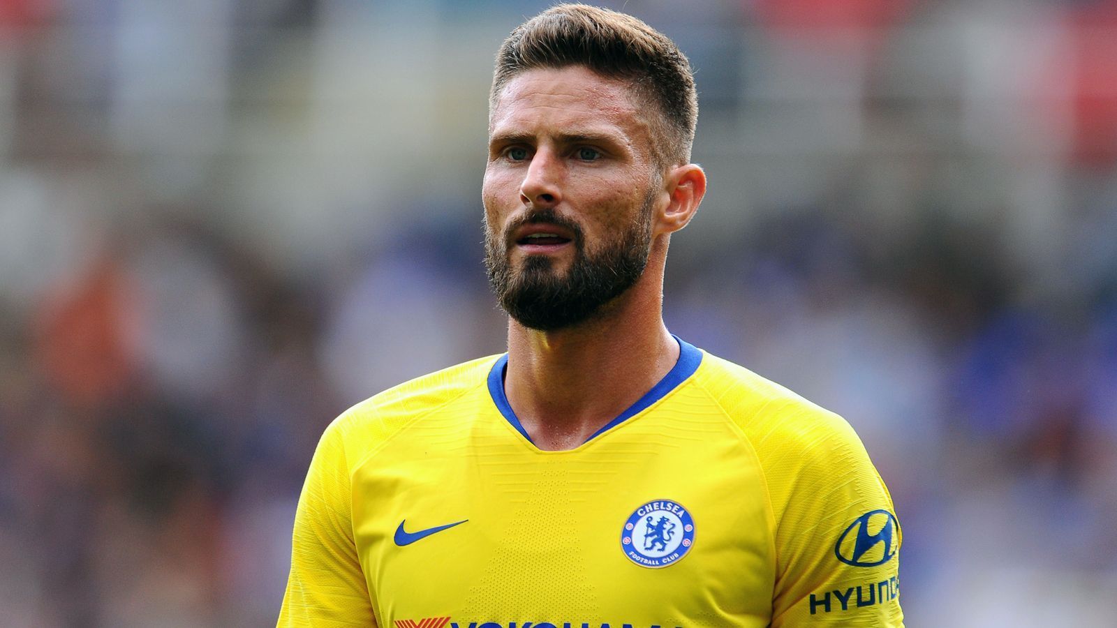 
                <strong>Olivier Giroud (FC Chelsea)</strong><br>
                Auch bei Olivier Giroud ist unsicher, wie es für ihn weitergeht, nachdem sich der Vertrag beim FC Chelsea im vergangenen Jahr per Option für eine Saison verlängert hatte. Hartnäckig halten sich Gerüchte, die im vergangenen Sommer noch mit einer Transfersperre außer Gefecht gesetzten "Blues" würden ihre Fühler nach einem neuen Stürmer ausstrecken. Der Weltmeister kommt unter Teammanager Frank Lampard ohnehin kaum zum Einsatz, weshalb sich eine gemeinsame Zukunft erübrigt haben sollte.
              