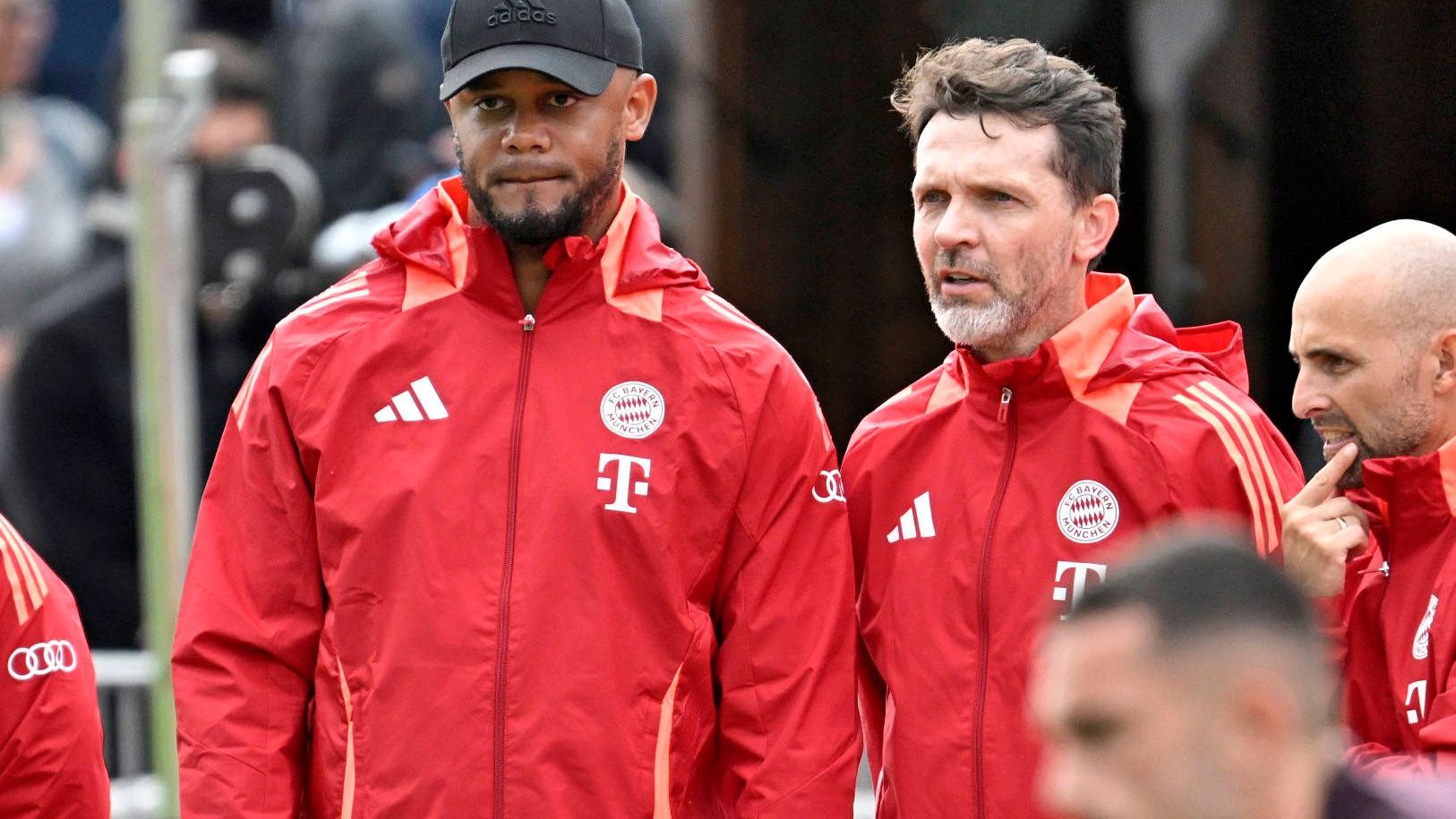 <strong>Walter Gfrerer (Head of Performance)</strong><br>Kam mit Kompany Anfang Juli zu den Bayern, die ihn offiziell als "Head of Performance" bezeichnen. Gfrerer hat also in Sachen Fitness und Leistung der Profis den Hut auf, war zuvor beim VfL Wolfsburg tätig.