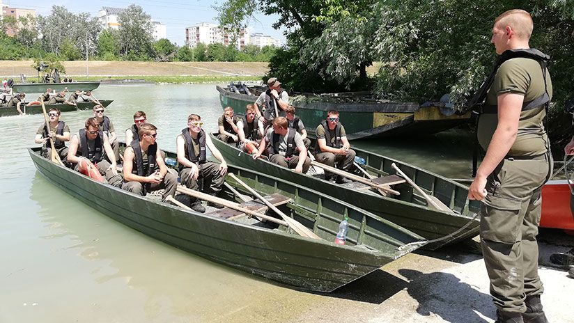 Das Bundesheer ist bei Katastropheneinsätzen in ganz Österreich. Ob bei Hochwasser oder bei Muren, die Soldaten sind immer wieder im Einsatz, um zu helfen.