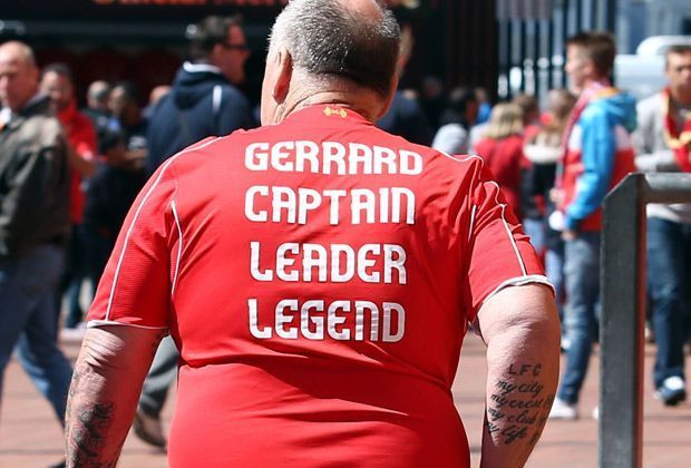 
                <strong>Steven Gerrard - Abschied vom FC Liverpool</strong><br>
                Und die Fans? Ganz klar, bei denen genießt Gerrard absoluten Kultstatus.
              