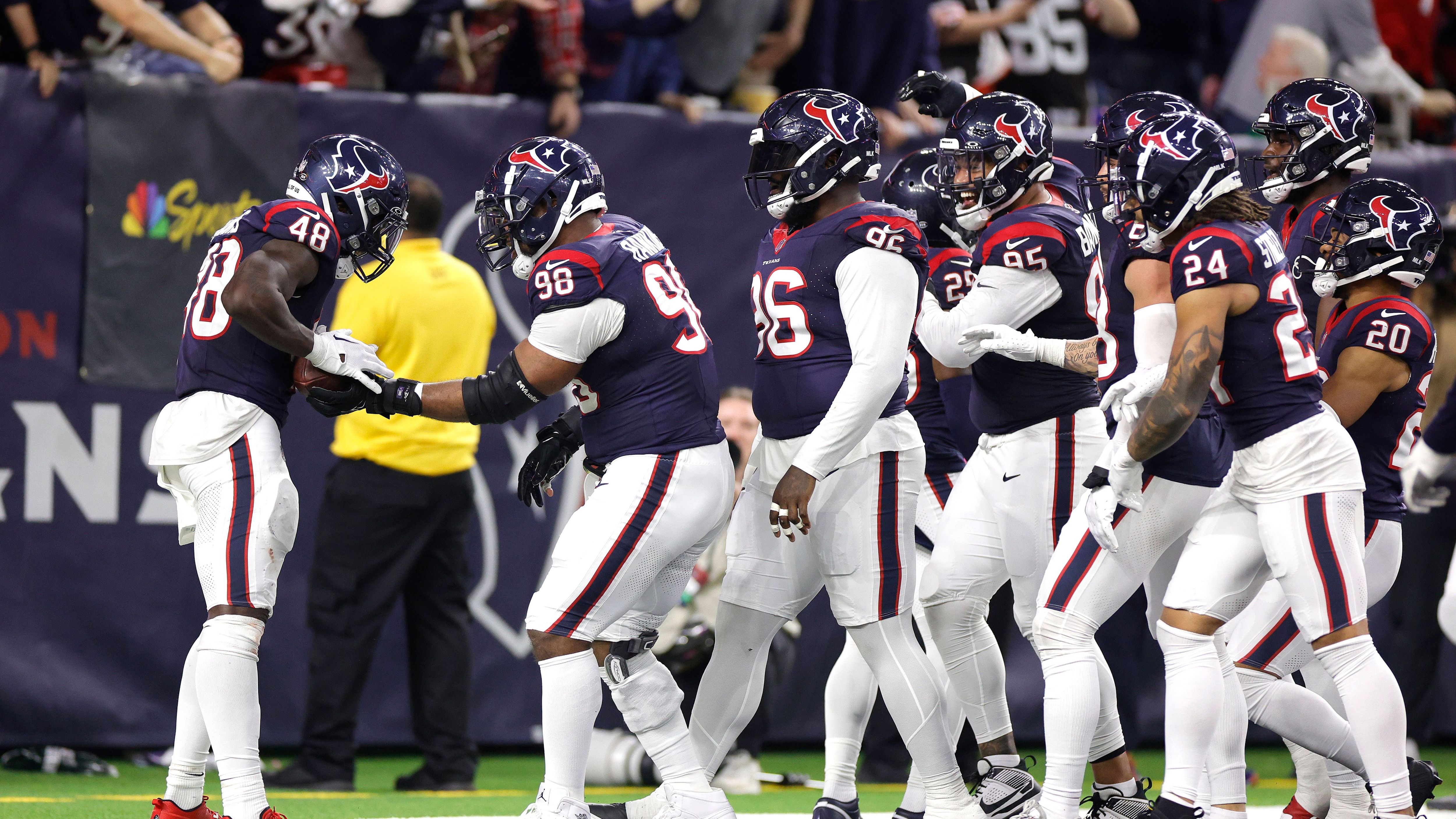 <strong>Houston Texans</strong><br>Saison 2023<br>Am 13.01.2024 im Spiel gegen die Cleveland Browns<br>Endergebnis: 45-14