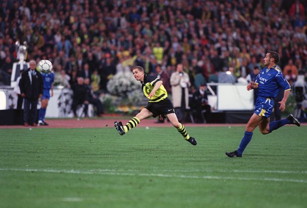 
                <strong>Champions-League-Finale 1997 - Lars Ricken</strong><br>
                Heute vor 17 Jahren erzielte Lars Ricken gegen Juventus Turin eines der bekanntesten Tore der deutschen Fußball-Geschichte. Rund zehn Sekunden nach seiner Einwechslung traf er in der 71. Minute zum 3:1 und machte Borussia Dortmund zum Champions-League-Sieger.
              
