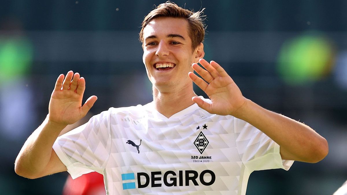 Florian Neuhaus