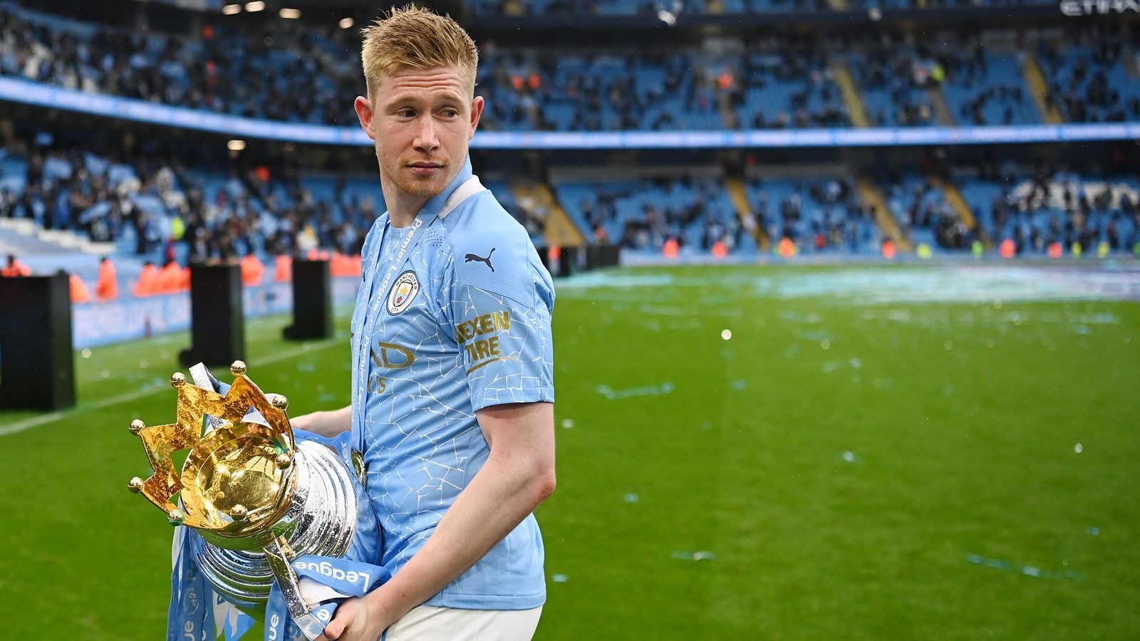 
                <strong>Platz 2 - Kevin De Bruyne (Manchester City)</strong><br>
                &#x2022; Wochengehalt: 452.063 Euro (385.000 Pfund) - <br>&#x2022; Vertrag bis: 2025 - <br>&#x2022; Position: Offensiver Mittelfeldspieler<br>
              