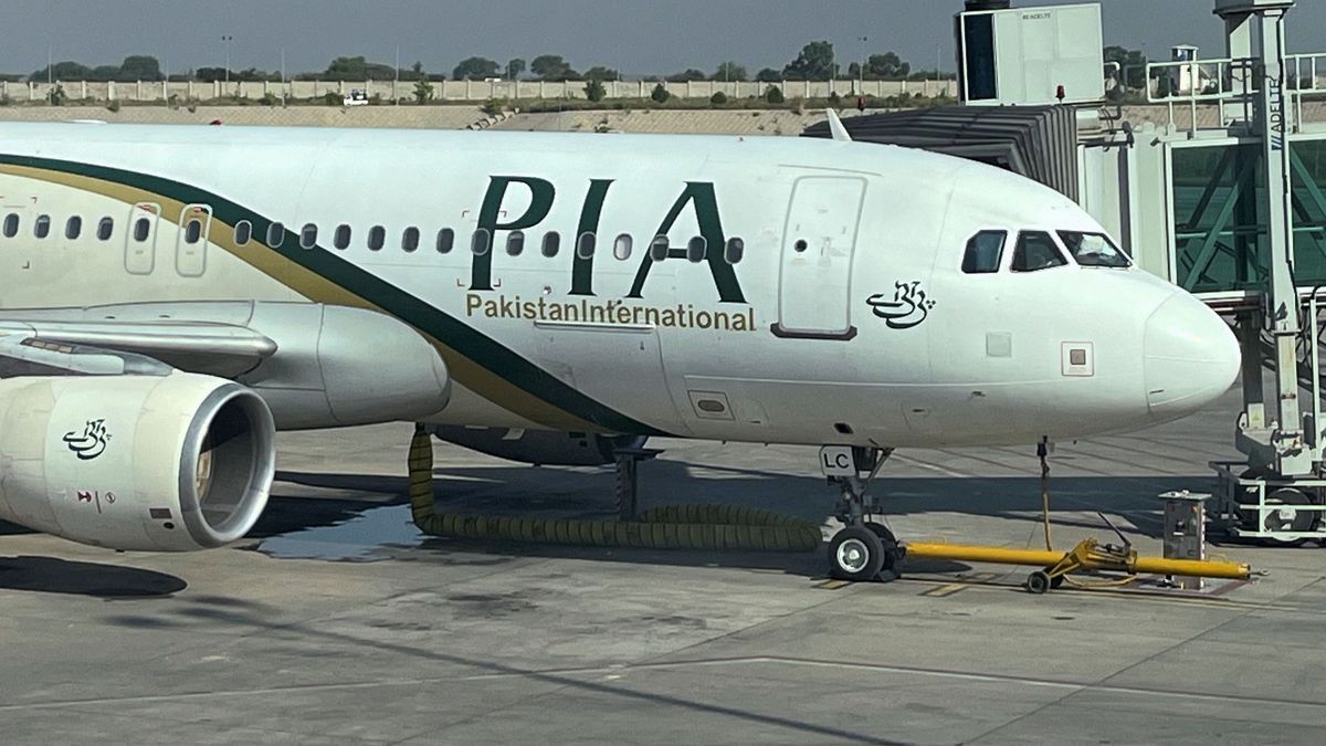 PAKISTAN-PIA/FLIGHTS