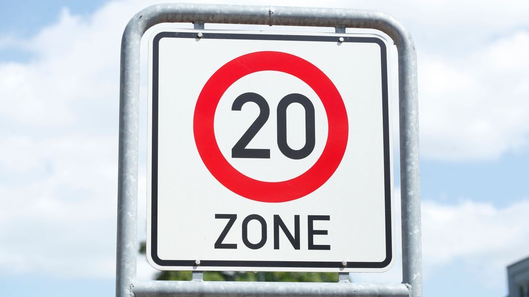 Verkehrsschild Tempo 20-Zone, Zulässige höchstgeschwindigkeit