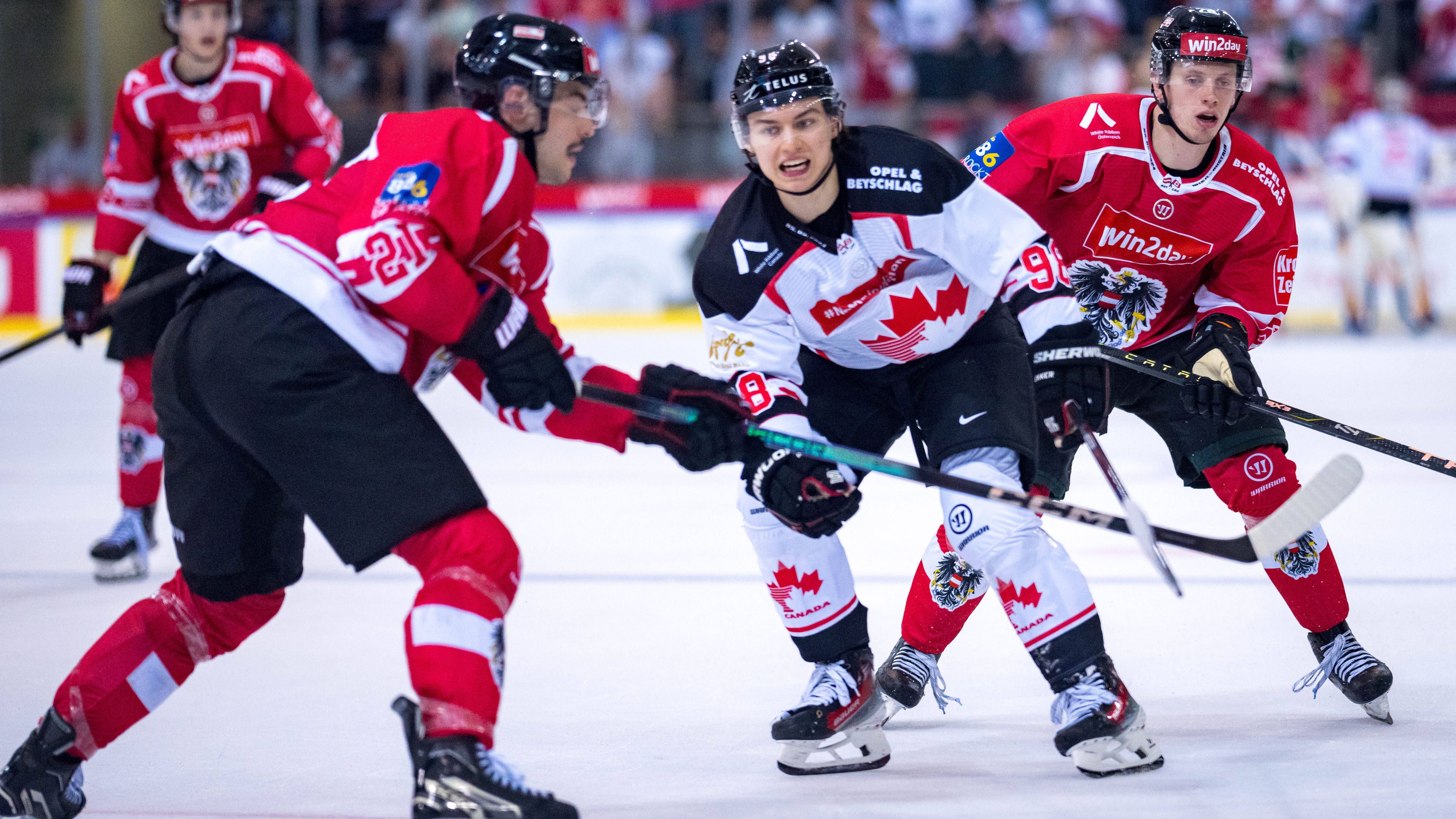 <strong>Kanada: Connor Bedard (Chicago Blackhawks)</strong><br>Kanadas Hockey-Wunderkind fährt zur WM! Viele staunten nicht schlecht, als der 18-jährige Hoffnungsträger der Chicago Blackhawks bekanntgab, das Team bei der WM in Tschechien unterstützen zu wollen. In seiner Debüt-Saison legte der Nummer-1-Pick von 2023 in 68 Partien 61 Punkte auf.