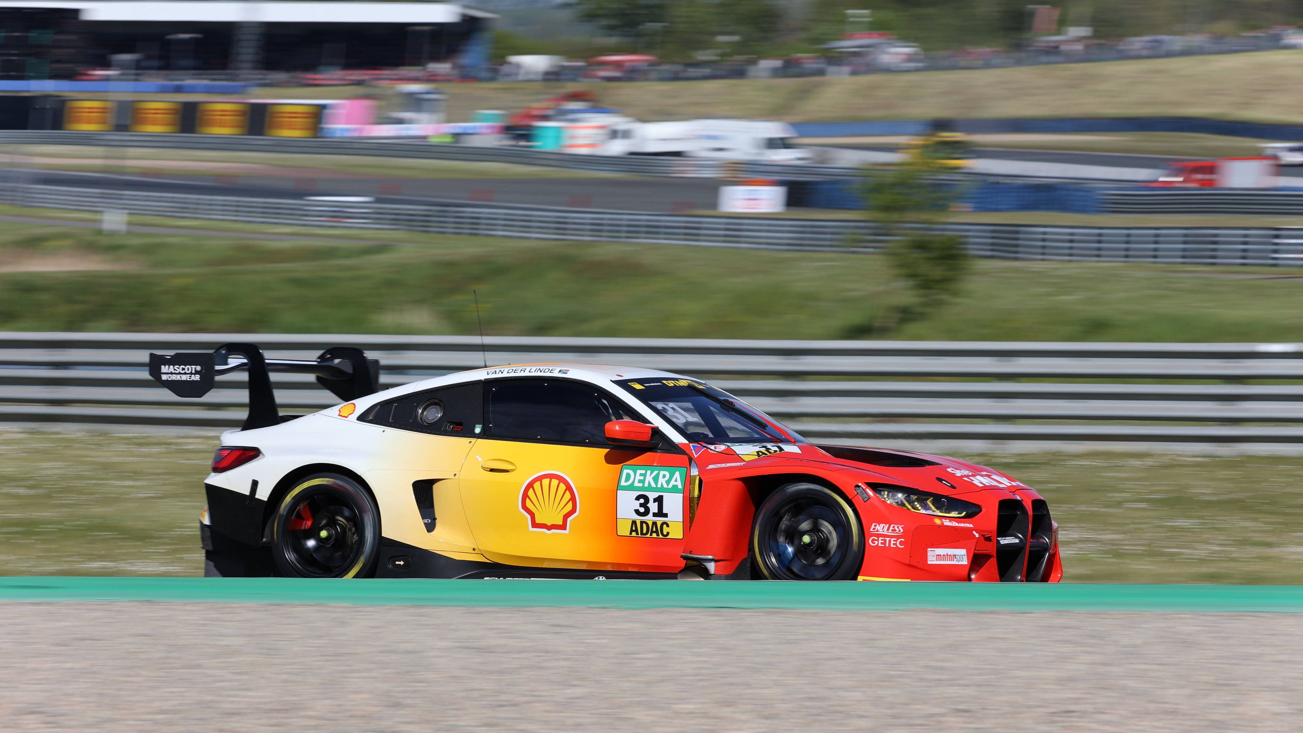 <strong>Platz 4: Sheldon Van Der Linde (Schubert Motorsport)</strong><br>Ihm gelang am Nürburgring im zweiten Rennen nach zuletzt etwas dünnen Ergebnissen der lang ersehnte erste Sieg und damit so etwas wie ein Befreiungsschlag. Bringt sich im Titelkampf als Gesamtvierter mit 100 Punkten rechtzeitig wieder in Stellung. Muss jetzt aber weiter liefern.