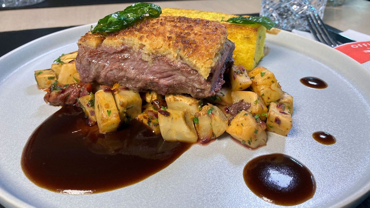 Lammrücken mit Parmesan-Spinat