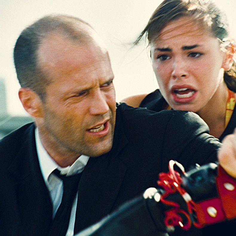 Jason Statham und Kate Nauta auf einem Jetski in "Transporter - The Mission"