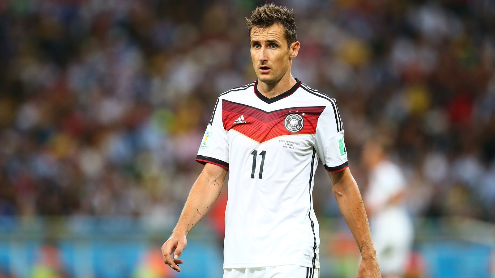 
                <strong>Deutschland: Miroslav Klose</strong><br>
                &#x2022; Länderspiel-Tore: 71<br>&#x2022; Länderspiele: 137<br>
              