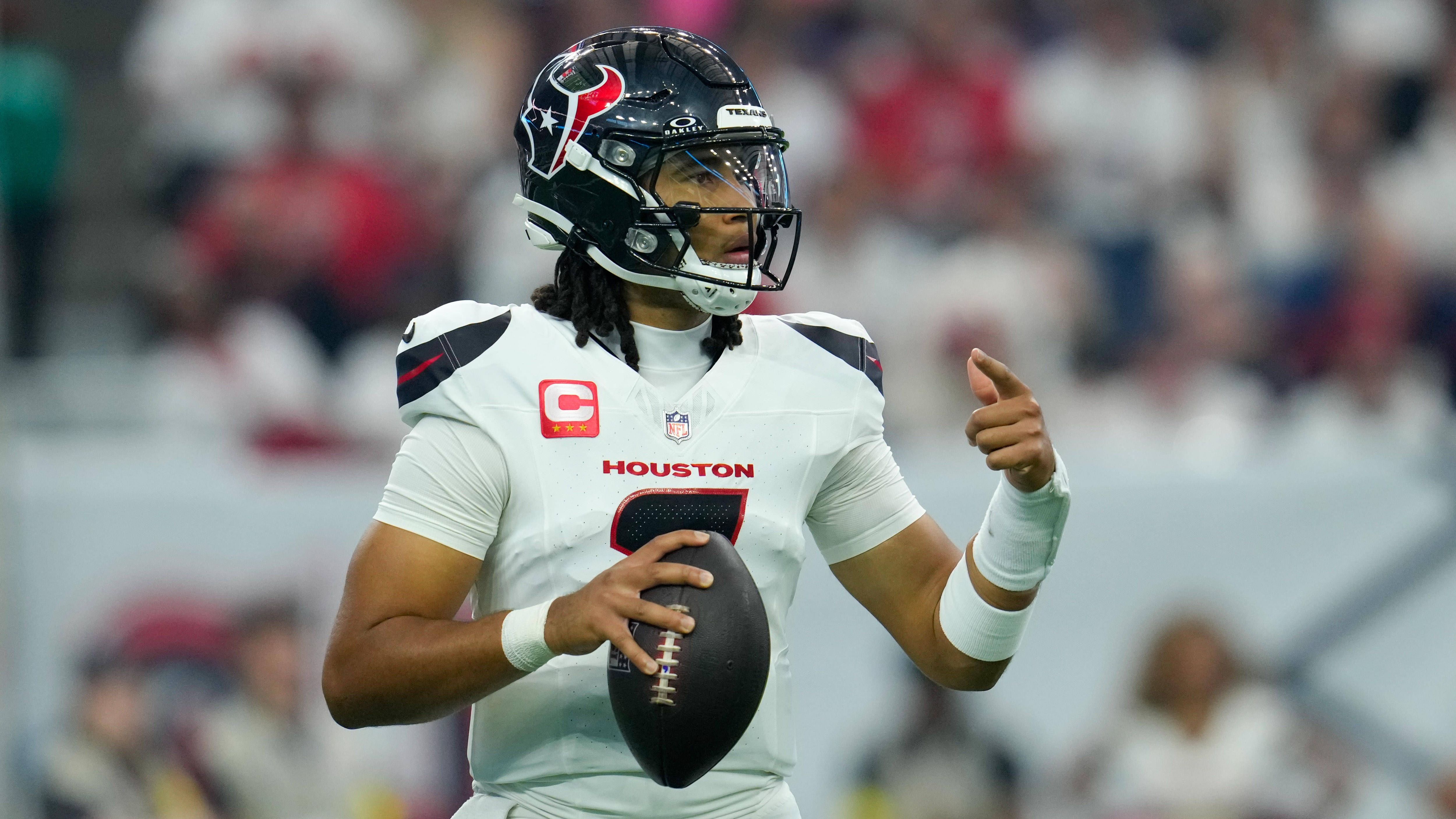 <strong>Platz 27: Houston Texans (Vorwoche: 20)<br></strong>Fehlstart für die Texans. Vor der Saison noch von manch einem als Geheimfavorit eingestuft, zeigt sich, der Tipp war geheimer als das Pentagon. Die Offense zeigt wenig bis gar nichts. C.J. Stroud ist außer Form und hat hinter einer schwachen O-Line Probleme.