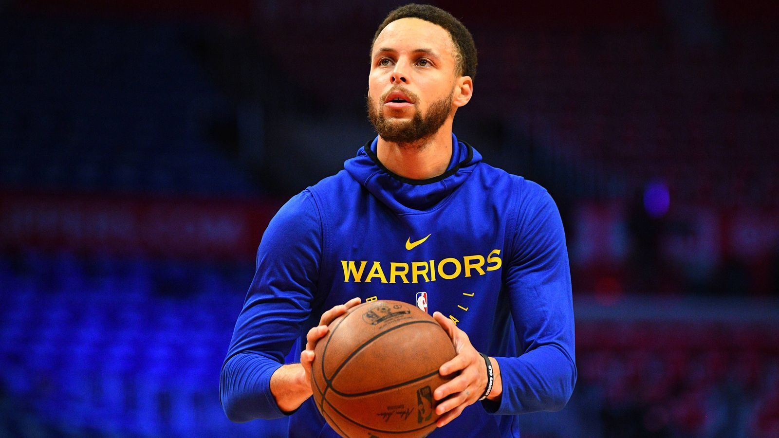 
                <strong>Platz 1: Stephen Curry (Golden State Warriors)                </strong><br>
                40.231.758 US-Dollar
              