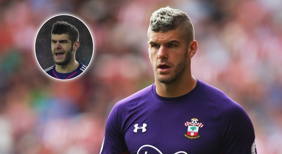 
                <strong>Fraser Forster (FC Southampton)</strong><br>
                Fraser Forster steht im Tor der blonden Top-Elf. Der Schlussmann des FC Southampton überraschte zu Beginn der Saison mit einem neuen Look. Fraser behielt seine Strähnchen jedoch nur ein paar Wochen. Warum nur?
              