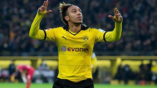 
                <strong>Auba trifft öfter als Hannover</strong><br>
                Auba trifft öfter als Hannover: Dortmunds Torjäger Pierre-Emerick Aubameyang schoss 2015/16 schon 20 Tore und ist damit aktuell heißester Anwärter auf die Torjägerkanone. Doch nicht nur das: Der Gabuner traf bereits häufiger als die komplette Hannoveraner Mannschaft. Die schoss bisher nur 19 Tore.
              