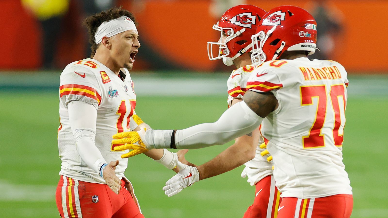 <strong>AFC West: Die Prognose</strong><br>
                Auch in der kommenden Saison können sich die&nbsp; Chiefs den Titel in ihrer Division sichern. Zu groß ist der Qualitätsunterschied, zu konstant waren die Chiefs. Die Chargers haben einige sehr gute&nbsp; Säulen im Kader und einen der talentiertesten Quarterbacks und dürften oben mitmischen. Die Broncos und Raiders weisen nicht zuletzt durch die Quarterback-Position einige Fragezeichen auf.&nbsp;