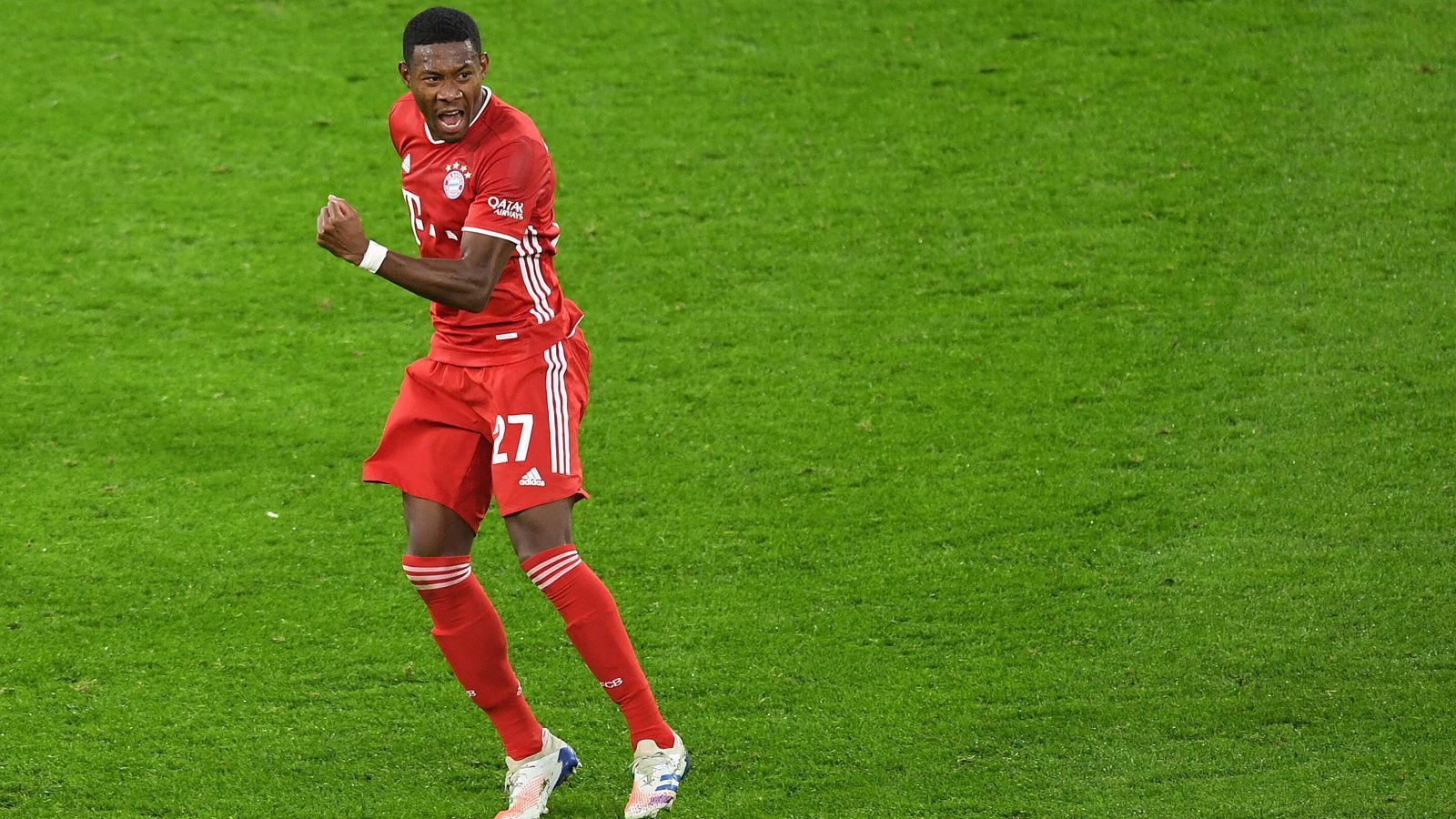 
                <strong>David Alaba erreicht Sieg-Meilenstein</strong><br>
                Beim 3:2-Erfolg über Borussia Dortmund glänzte Bayern-Star David Alaba mit einem Freistoß-Tor. Zudem war es für den Österreicher bereits der 200. Sieg im 272. Bundesliga-Spiel im Bayern-Dress. Noch nie zuvor hat ein Spieler diese Marke schneller erreicht.
              