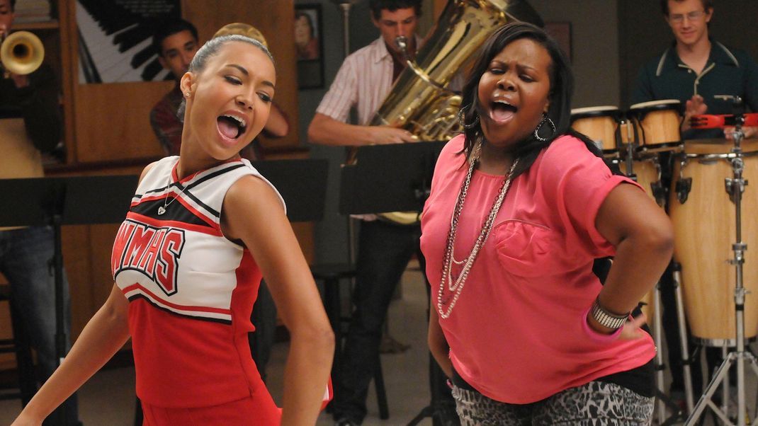 Santana (Naya Rivera) und Mercedes (Amber Riley) rocken mal wieder bei "Glee" die Hütte - und sind unter anderem für einige der besten Coversongs der Serie verantwortlich.