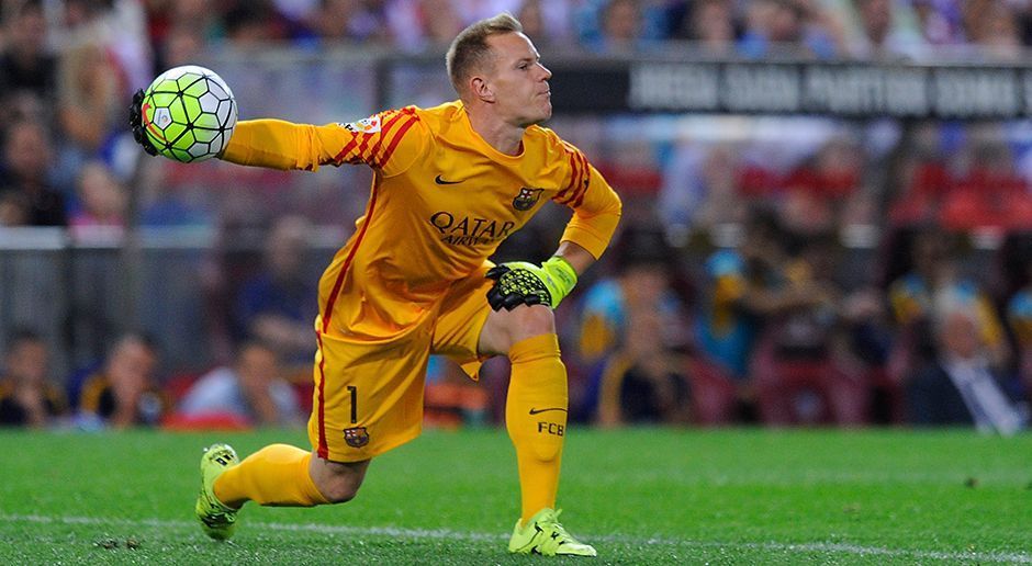 
                <strong>Marc Andre ter Stegen</strong><br>
                Guardiolas Wunschspieler auf der Torhüter-Position soll laut dem "Express" kein Geringerer als Barcelonas Marc-Andre ter Stegen sein. Einziges Problem: Der deutsche Keeper hat eine festgeschrieben Ablöse von 80 Millionen Euro. Eine Summe, die selbst die City-Besitzer nur ungern bezahlen möchten. Als Alternative könnte folglich ein weiterer Barcelona-Spieler nach Manchester wechseln.
              