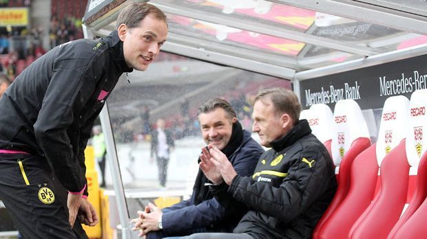 
                <strong>Was macht der BVB-Coach? Diese Optionen hat Thomas Tuchel</strong><br>
                So schnell kann es manchmal im Fußball gehen: Innerhalb von nur wenigen Wochen scheint eine weitere Zusammenarbeit zwischen BVB-Trainer Thomas Tuchel, Vorstandsboss Hans-Joachim Watzke und Manager Michael Zorc mindestens schwierig, wenn nicht sogar ausgeschlossen. Wie geht es nun weiter? ran.de zeigt die möglichen Szenarien für Tuchel.
              