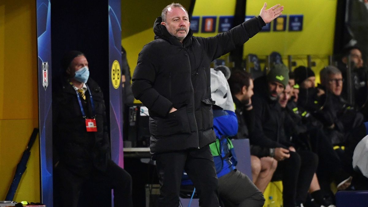 Trainer Sergen Yalcin (Besiktas) 07.12.2021, Fussball, UEFA Champions League, Saison 2021 22, Vorrunde, 6. Spieltag, Borussia Dortmund - Besiktas Istanbul 5:0, Foto: Maik Hölter TEAM2sportphoto Dor...