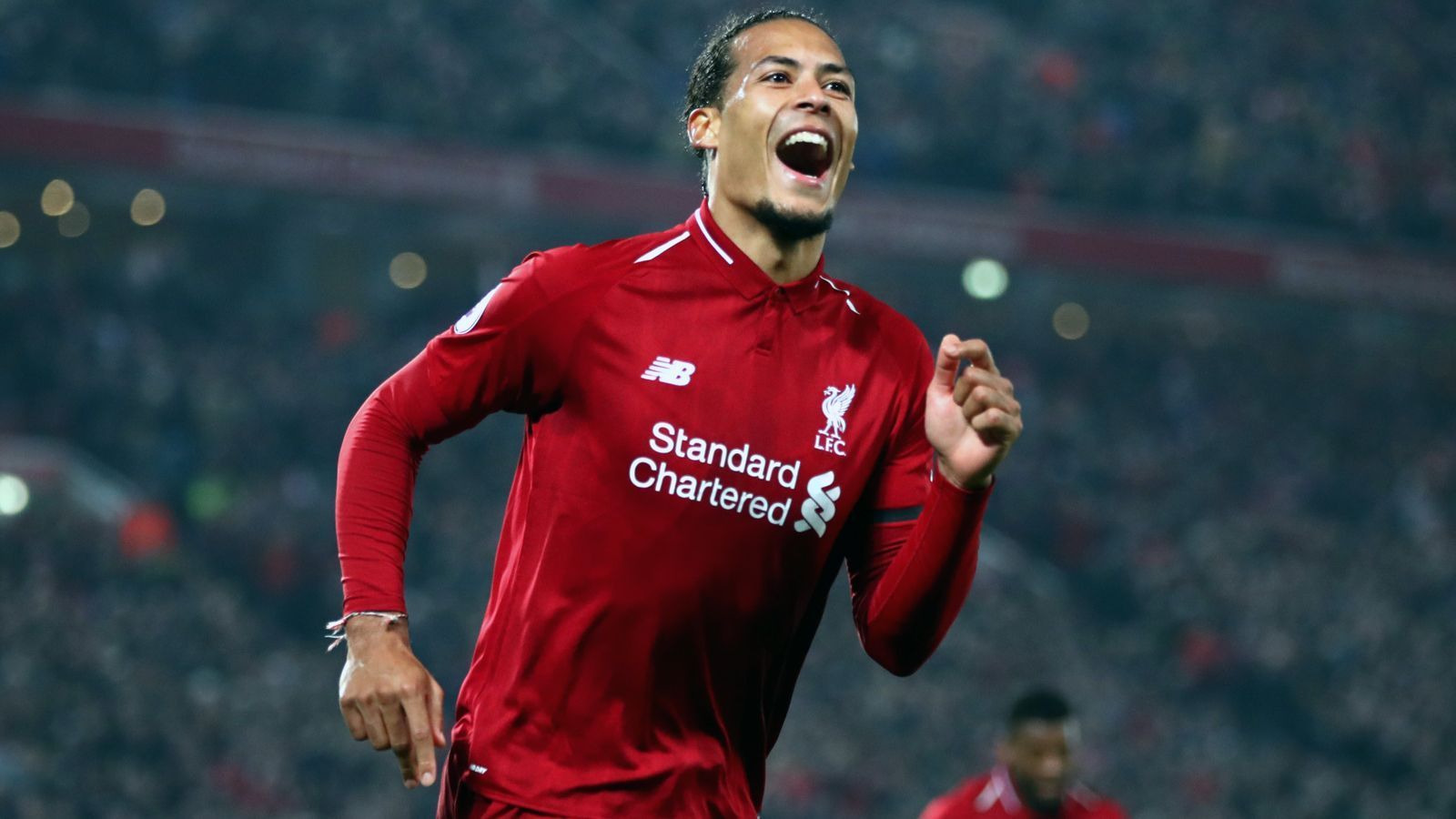 
                <strong>Platz 2: Virgil van Dijk</strong><br>
                Wechsel von: FC Southampton zum FC LiverpoolZeitpunkt des Wechsels: Januar 2018Alter zum Zeitpunkt des Wechsels: 26 JahreAblösesumme: 84,65 Millionen Euro 
              