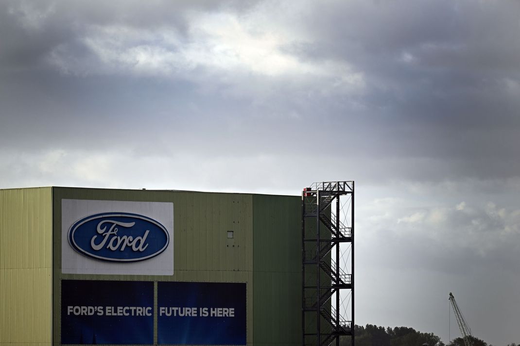 In gut zwei Jahren könnte es nur noch etwa 7.600 Beschäftigte bei Ford in Köln geben.