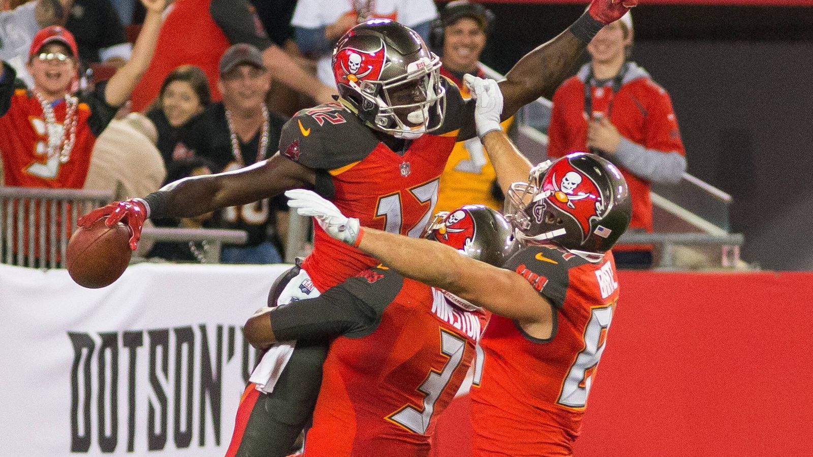 
                <strong>Tampa Bay Buccaneers</strong><br>
                Gesamtbewertung: 75
              