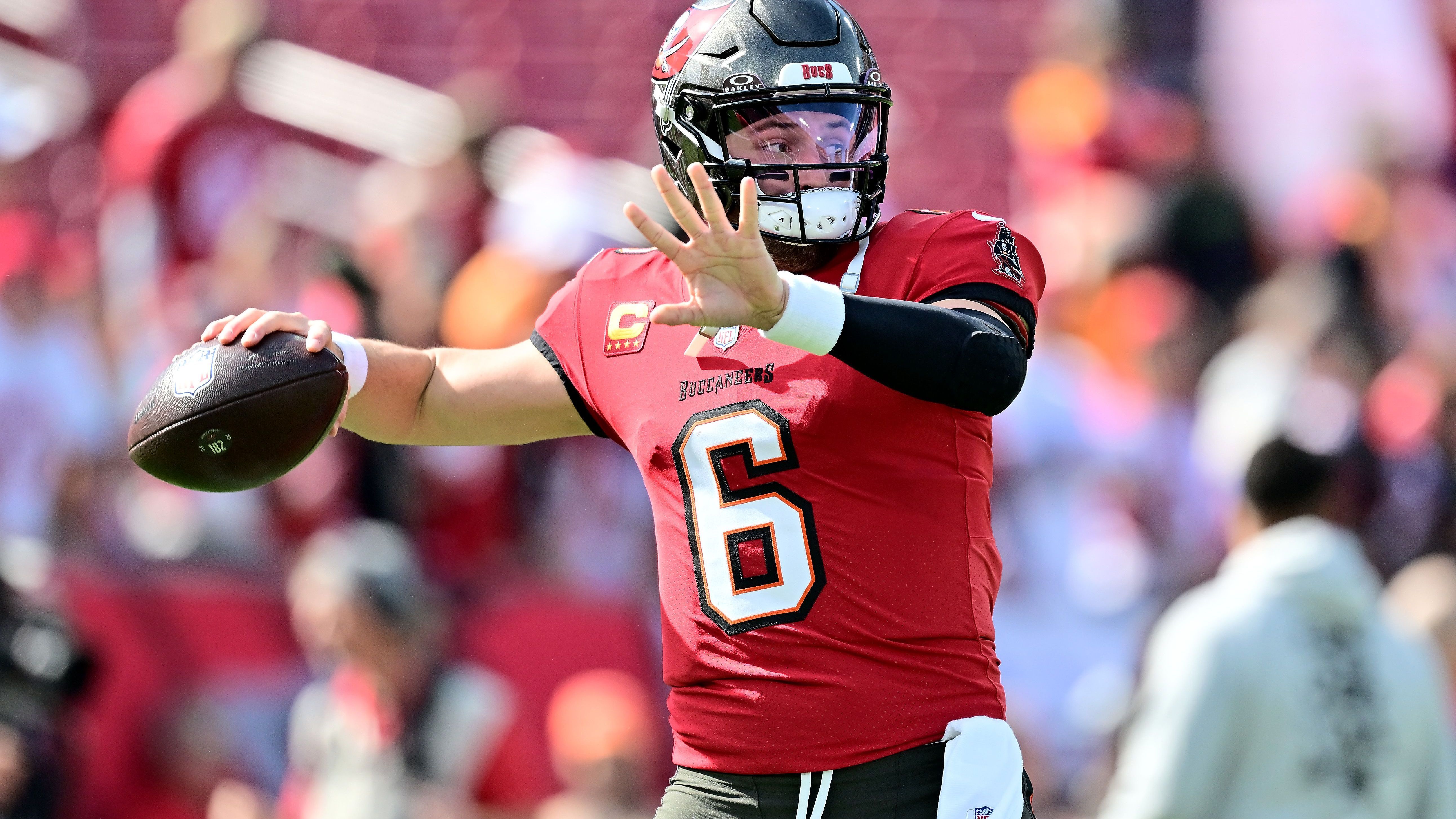 <strong></strong><strong>NFL Week 15 (11.-17. Dezember):</strong><br><strong>TNF:</strong>&nbsp;Atlanta Falcons @ Tampa Bay Buccaneers<br><strong>SNF:</strong>&nbsp;Minnesota Vikings @ Dallas Cowboys<br><strong>MNF:</strong>&nbsp;Miami Dolphins @ Pittsburgh Steelers