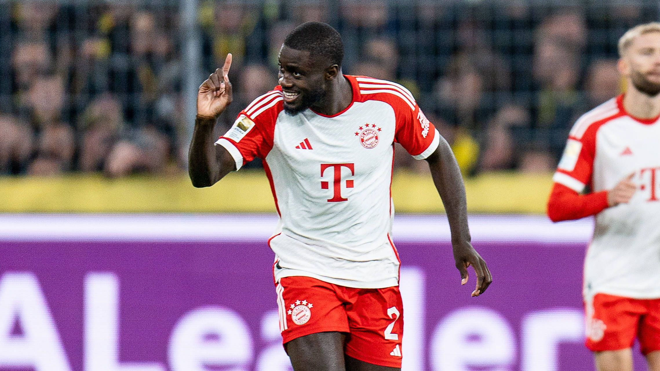 <strong>Dayot Upamecano</strong><br>Nach seiner Verletzungspause ohne jegliche Anlaufschwierigkeiten. Beschert den Bayern in der 4. Minute den so lange ersehnten Treffer nach einer Ecke. Weitgehend sicherer Rückhalt, wird trotzdem in der 59. Minute ausgewechselt – vermutlich reicht es vorerst nicht zu mehr Spielzeit. <em><strong>ran</strong></em>-<strong>Note: 2</strong>