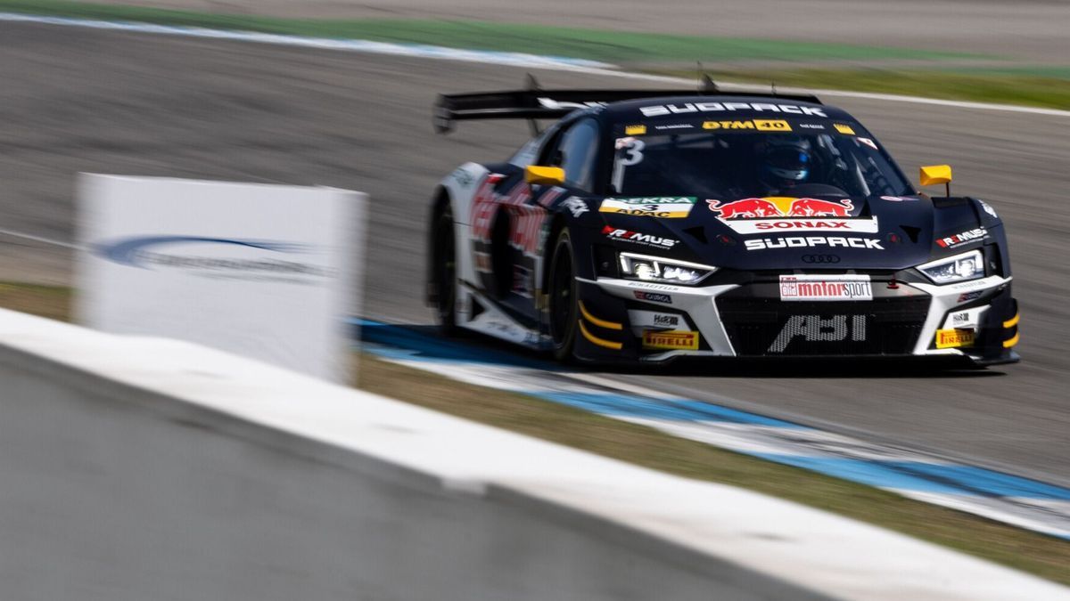 Kelvin van der Linde (hier beim DTM-Test im April) fuhr die schnellste Zeit