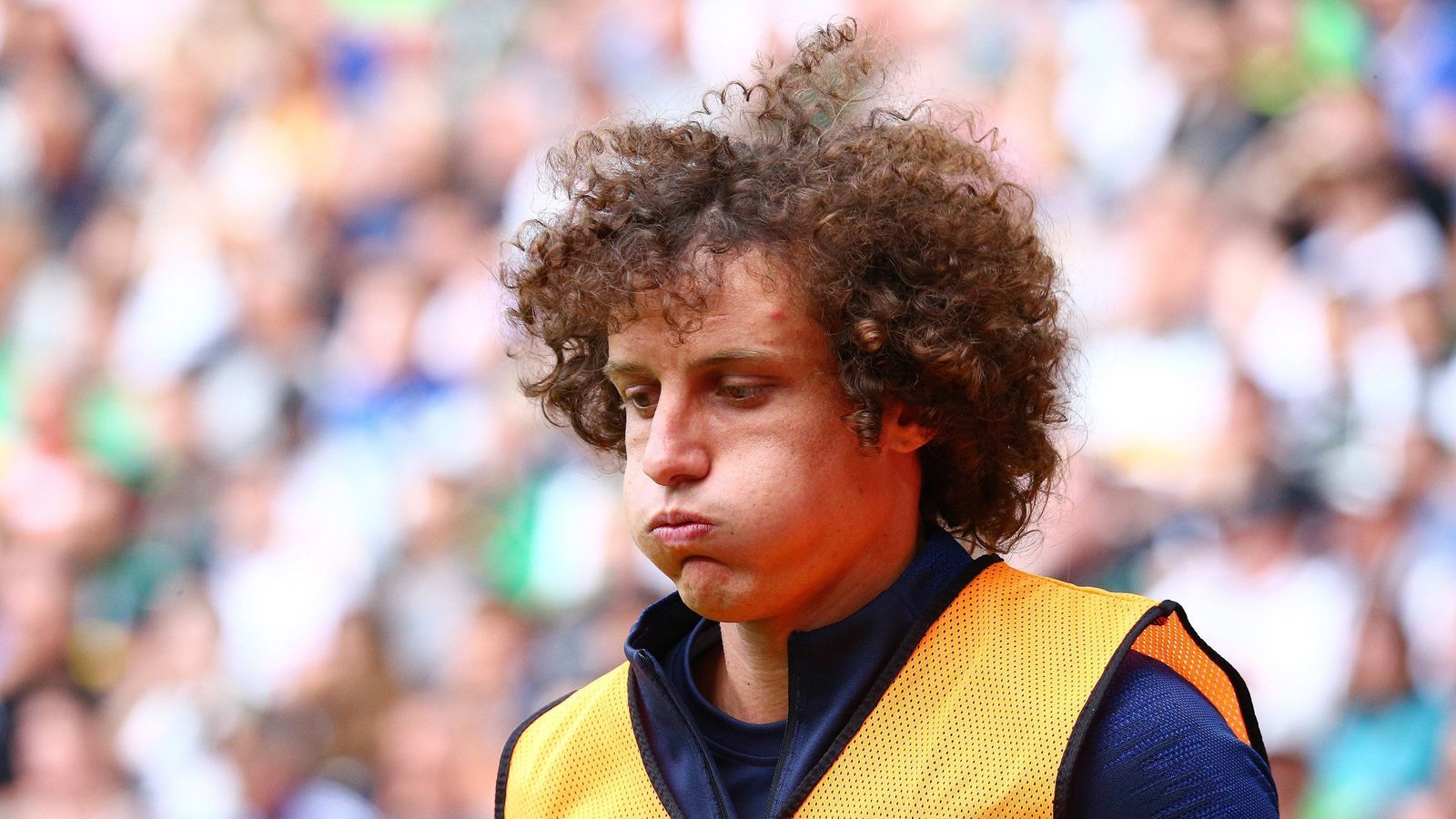 
                <strong>Innenverteidiger: David Luiz</strong><br>
                Neuer Verein: FC ArsenalAbgebender Verein: FC ChelseaAblösesumme: 8,7 Millionen EuroVertragslaufzeit: bis 2021
              