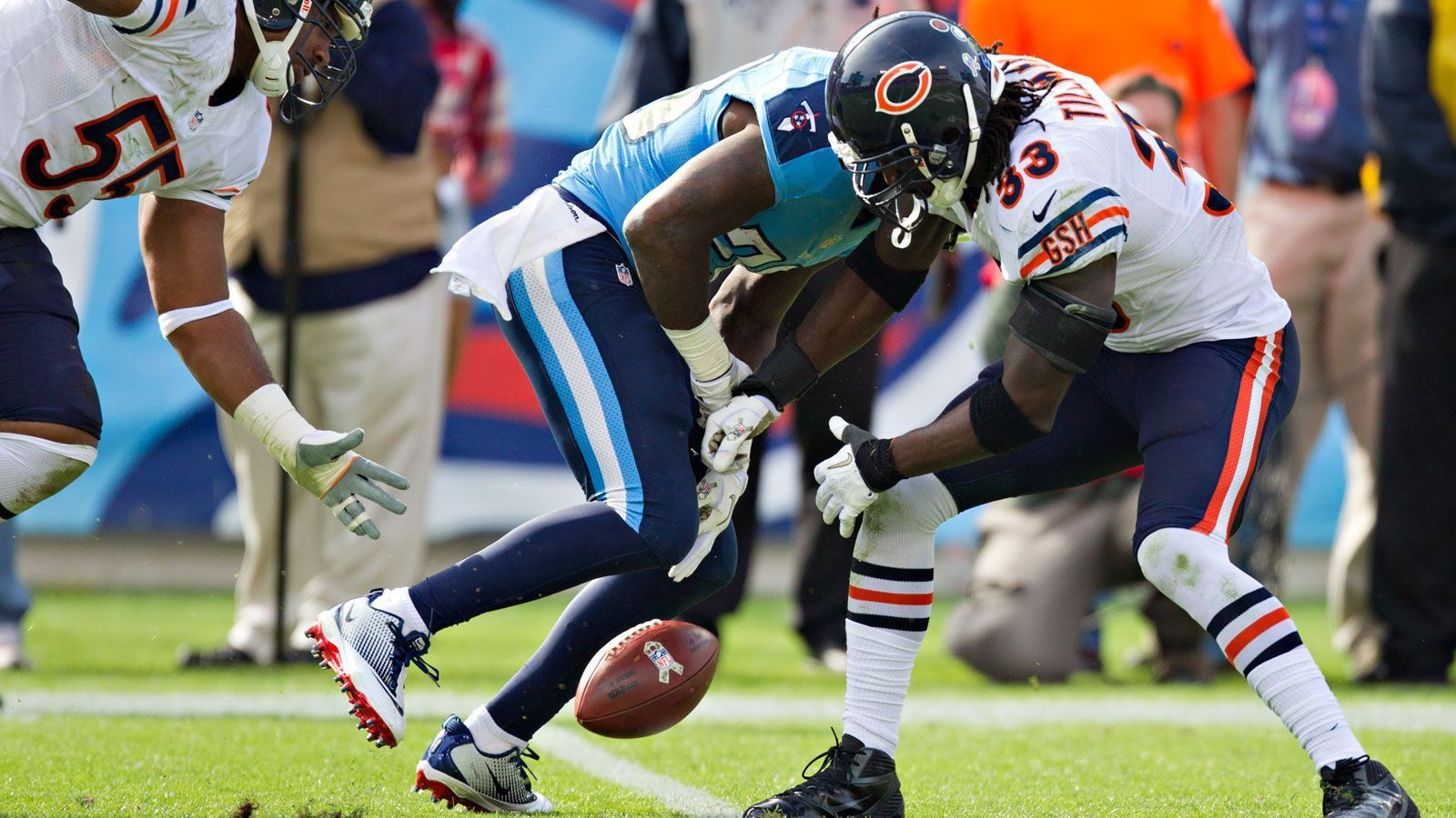 
                <strong>Die meisten Forced Fumbles</strong><br>
                Charles Tillman (Cornerback der Chicago Bears) mit vier - 4. November 2012 vs. Tennessee Titans 
              