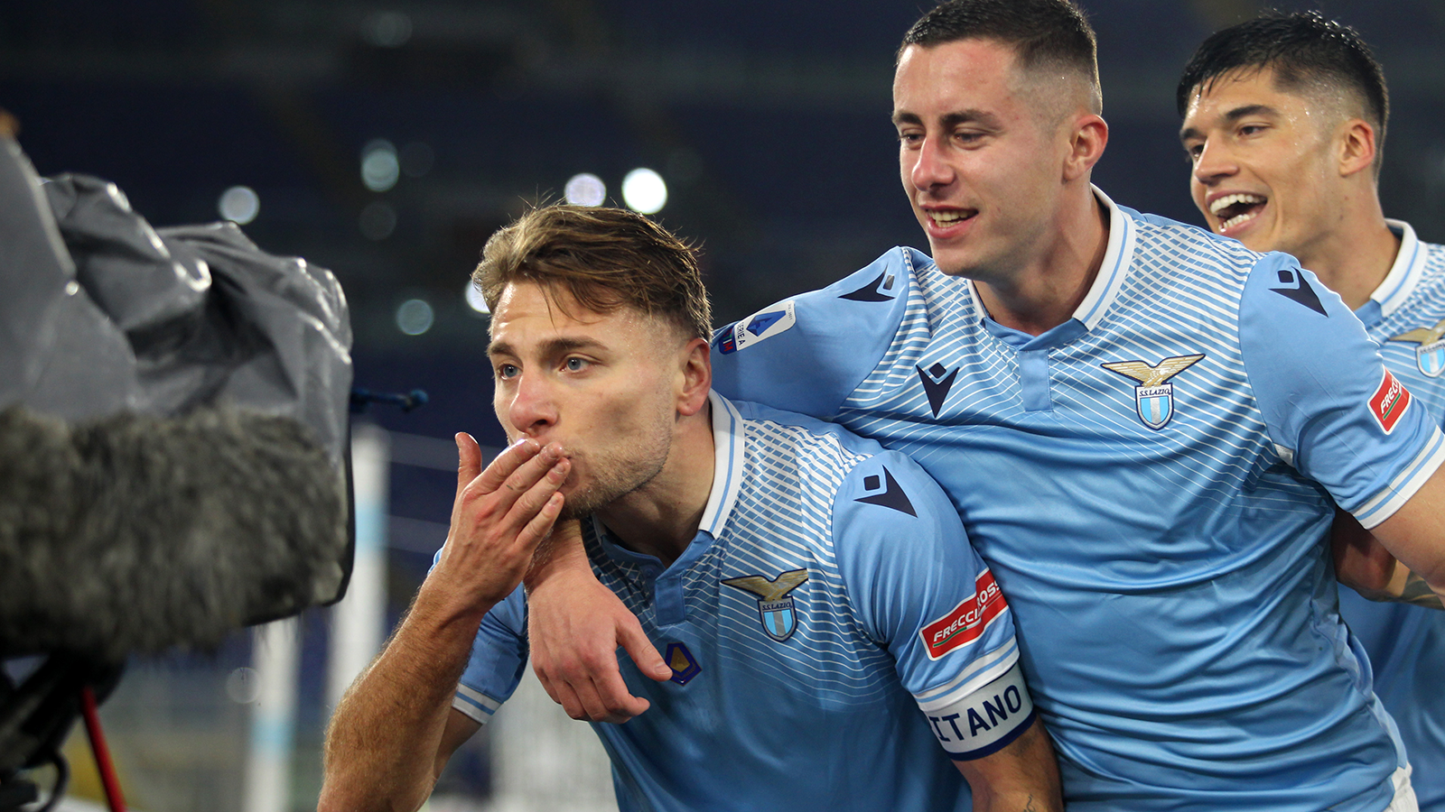 
                <strong>Lazio Rom (Platz 6 in der Serie A)</strong><br>
                Der nächste Nachrücker: Lazio Rom. Mit Tabellenplatz sechs wäre es sonst "nur" die Europa League.
              