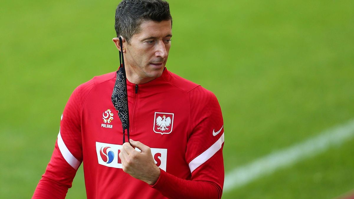 Robert Lewandowski Maske