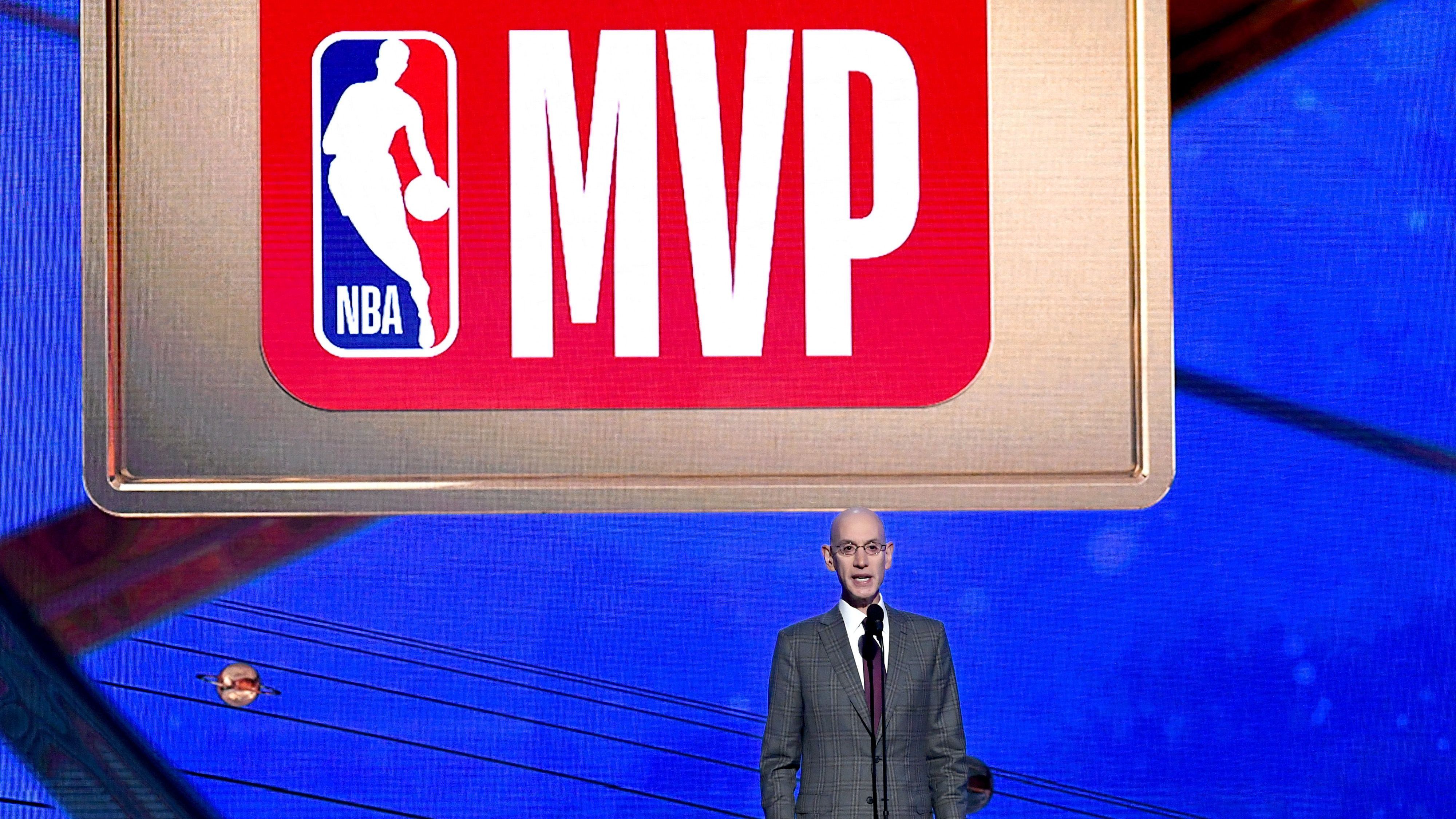 <strong>Weitere Awards</strong><br>• NBA Basketball Executive of the Year<br>• NBA Social Justice Champion<br>• NBA Sportsmanship Award<br>• J. Walker Kennedy Citizenship Award