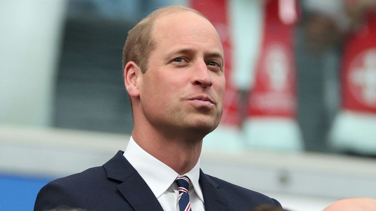 Prinz William drückt den Engländern die Daumen