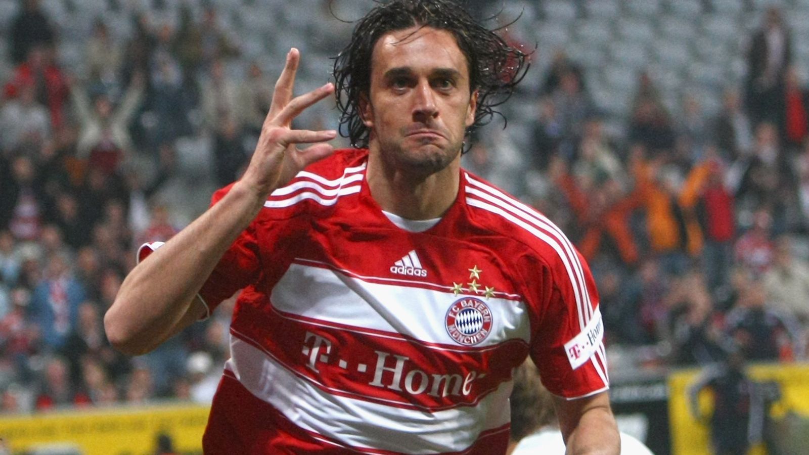 
                <strong>Platz 8: Luca Toni (FC Bayern)</strong><br>
                Tore: 24Saison: 2007/08
              