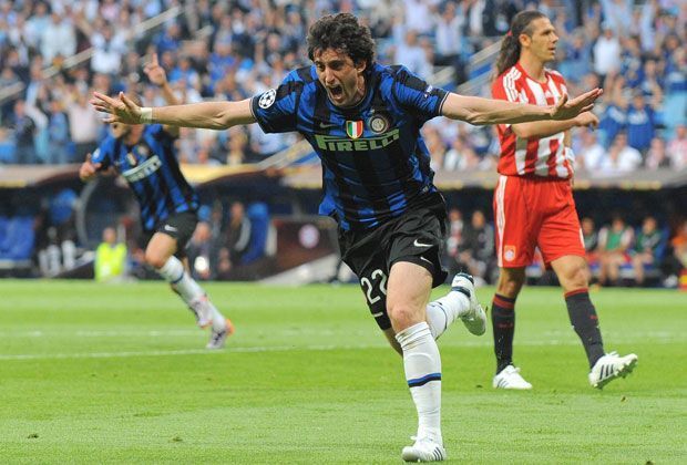 
                <strong>Diego Milito (2010)</strong><br>
                Doppeltorschütze Diego Milito wurde in dieser Nacht zum "Bayern-Schreck" und war für Inter Mailand Gold wert. Der Stürmer war also einer von drei Argentiniern, die in den vergangenen fünf Champions-League-Endspielen diese Auszeichnung für sich erlangen konnten.
              