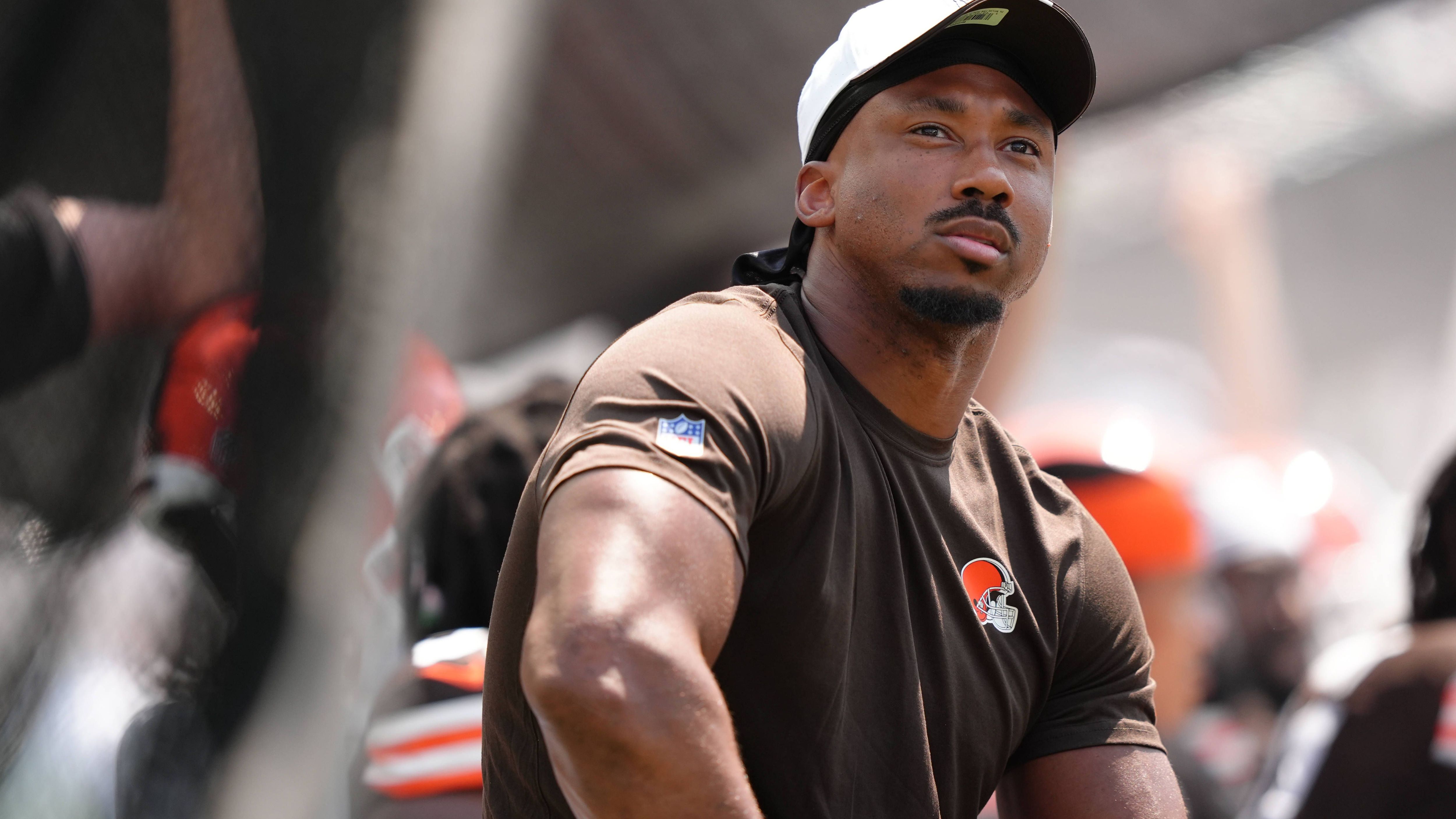 <strong>Platz 8: Myles Garrett (Cleveland Browns)</strong><br>- Position: Defensive End<br>- Platzierung letzte Saison: 5