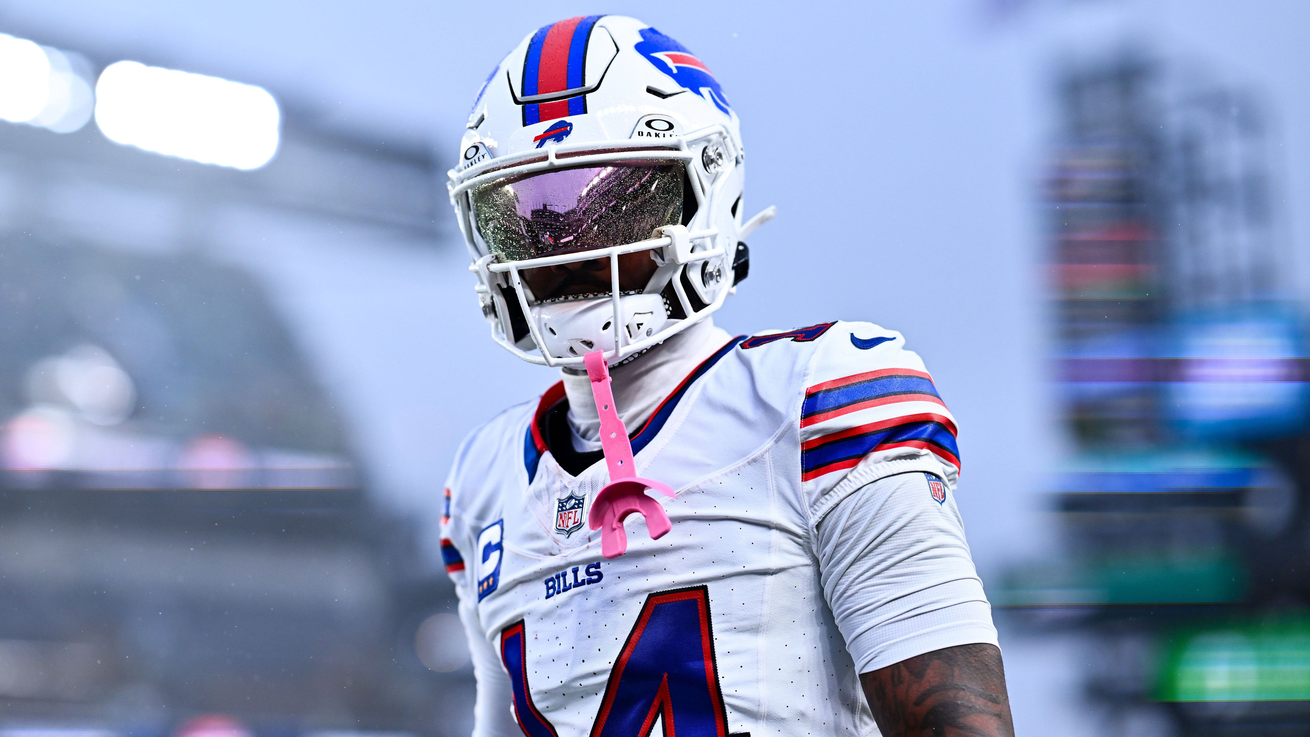 <strong>Stefon Diggs (Buffalo Bills)</strong><br>Apropos gut kennen, das trifft mittlerweile auch auf Hill und Stefon Diggs zu. Die Bills und Dolphins treffen sich jährlich zwei Mal, 2022 gar drei Mal. In dieser Spielzeit kommt die Nummer 14 aus Buffalo auf 83 Catches, 969 Receiving Yards und acht Touchdowns.