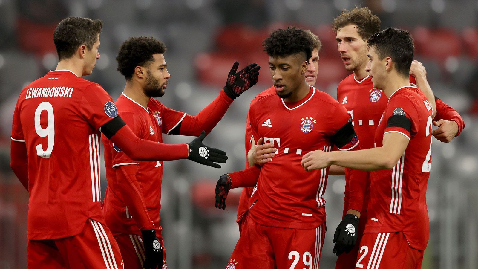 
                <strong>Platz 1: FC Bayern München</strong><br>
                Medienerlöse 2020/21: 105,4 Millionen Euro -Davon 74,3 Mio. national und 31,1 Mio. international.
              