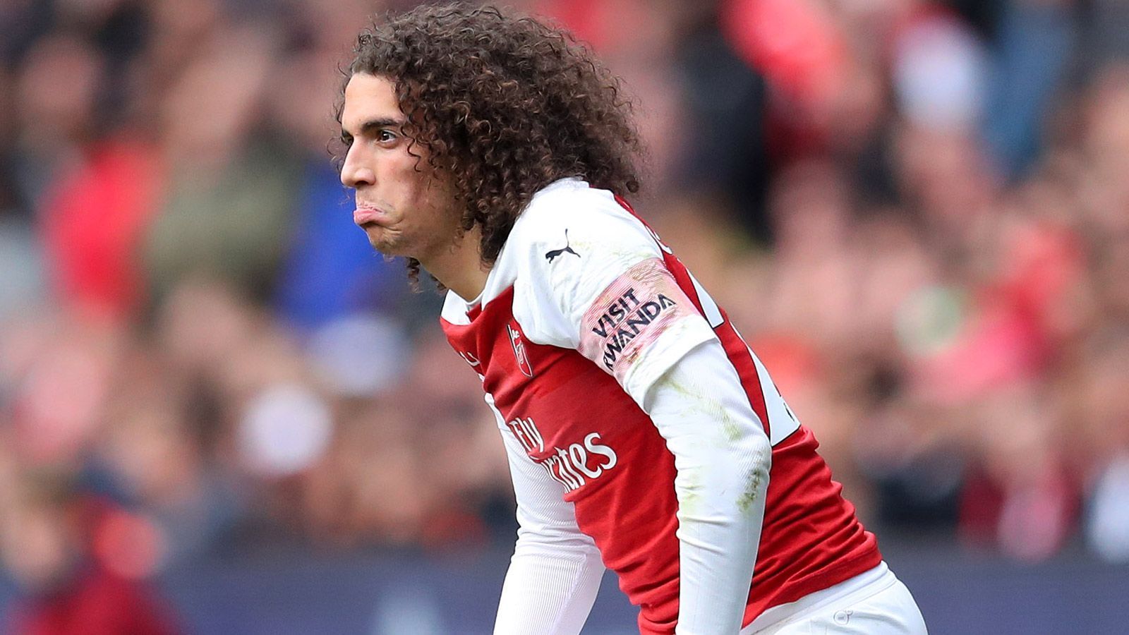 
                <strong>Matteo Guendouzi</strong><br>
                Kommt in der 66. Minute für den schwachen Monreal. Sofort präsenter als sein spanischer Teamkollege und bemüht, in der Offensive etwas zu bewegen. Vermag dem Spiel aber auch keine Wendung mehr zu geben. ran-Note: 3 
              