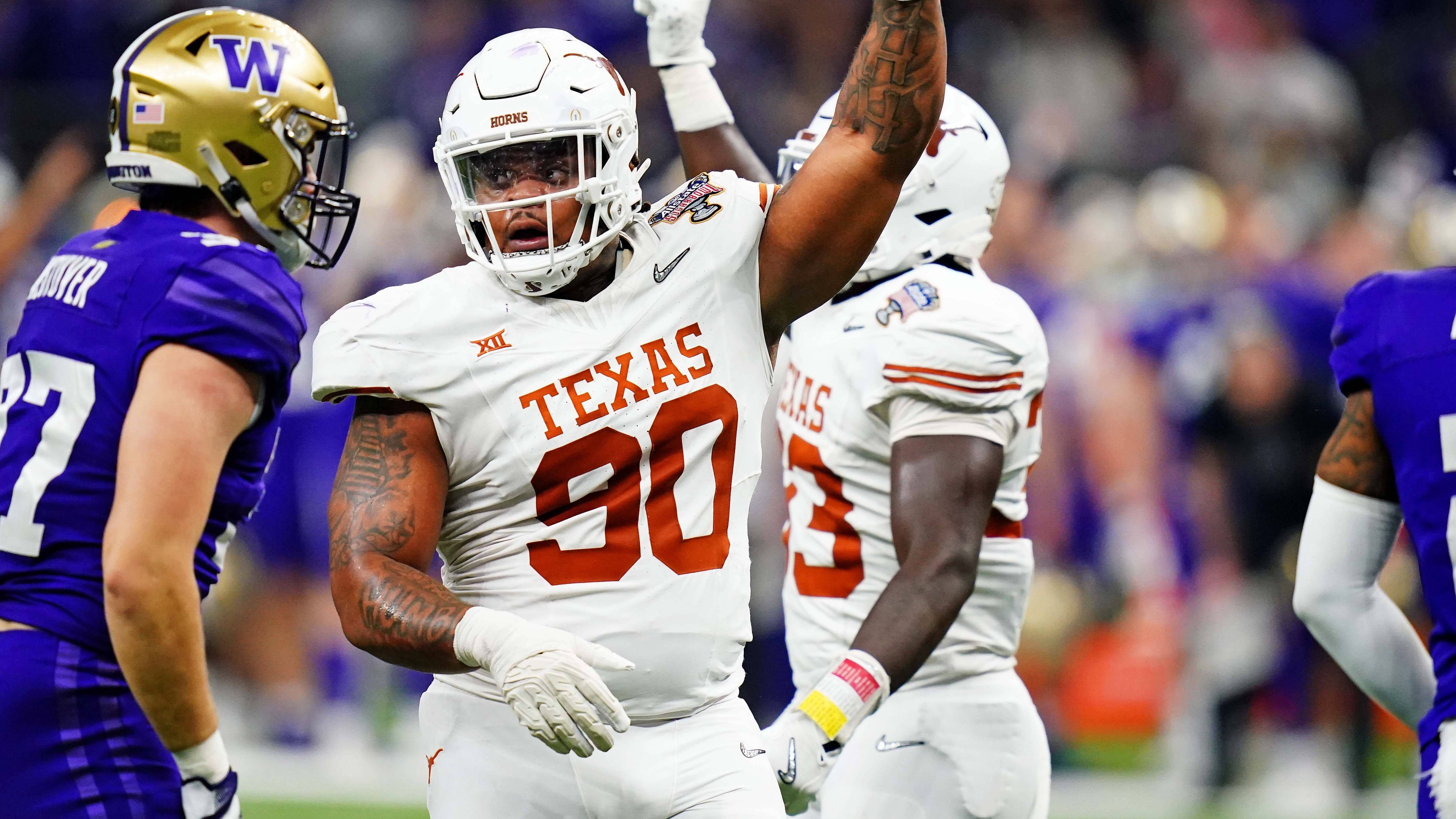 <strong>16. Pick: Pittsburgh Steelers (von SEA) – DL Byron Murphy (Texas)</strong><br>Trade-Alarm! Die Pittsburgh Steelers schicken Picks der Tage zwei und drei nach Seattle, dafür geht es vier Stellen rauf, um mit Byron Murphy Hilfe für die Defensive Line zu bekommen.