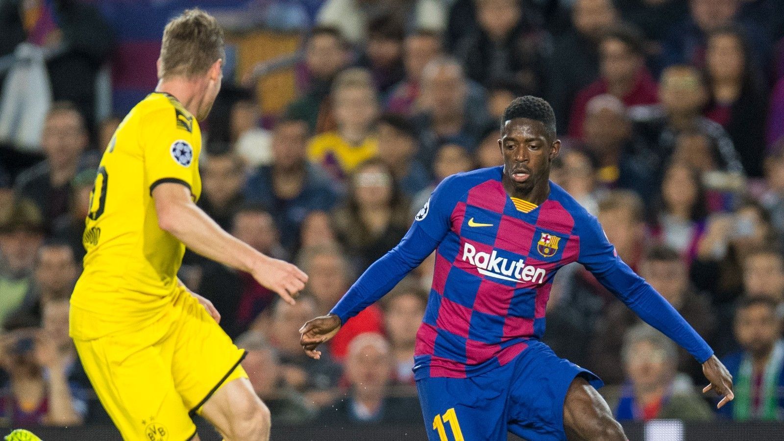 
                <strong>November 2019 – Erneute Oberschenkelprobleme</strong><br>
                Selbst das Wiedersehen mit den alten Arbeitskollegen verläuft anders als geplant. Am fünften Spieltag in der Gruppenphase der Champions League steht Dembele gegen Dortmund in der Startelf. Nach nur 30 Minuten ist die Partie für ihn jedoch vorbei. Erneute Oberschenkelprobleme setzen ihn drei Monate außer Gefecht.
              