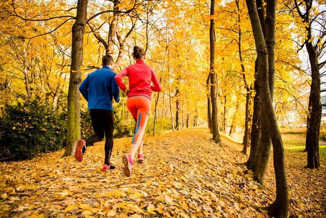 Outdoor-Sportbekleidung – so kommst du fit durch Herbst und Winter